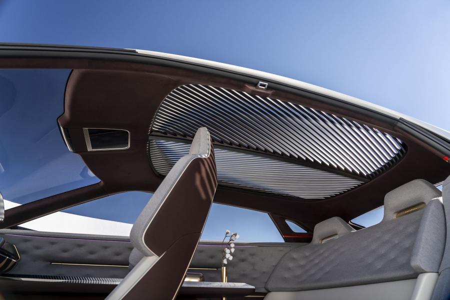 Детали интерьера Infiniti QX Inspiration 2019 года  (фото 133 из 159)